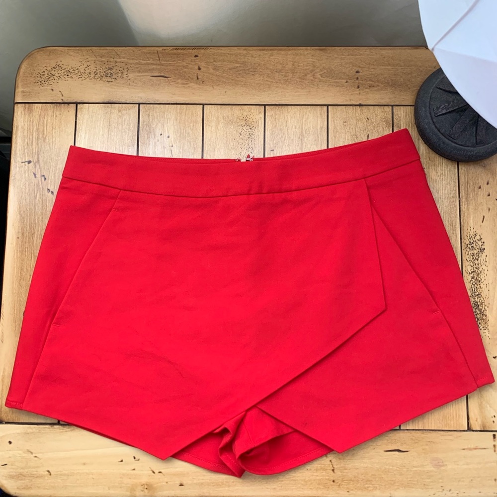 Express Red Skort with Pockets!